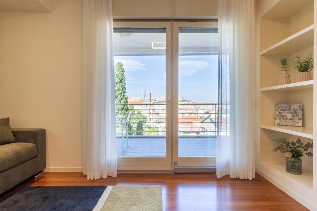 Terrazza61 - Appartamento Con Vista Spettacolare Sulla Citta Di Cagliari Esterno foto