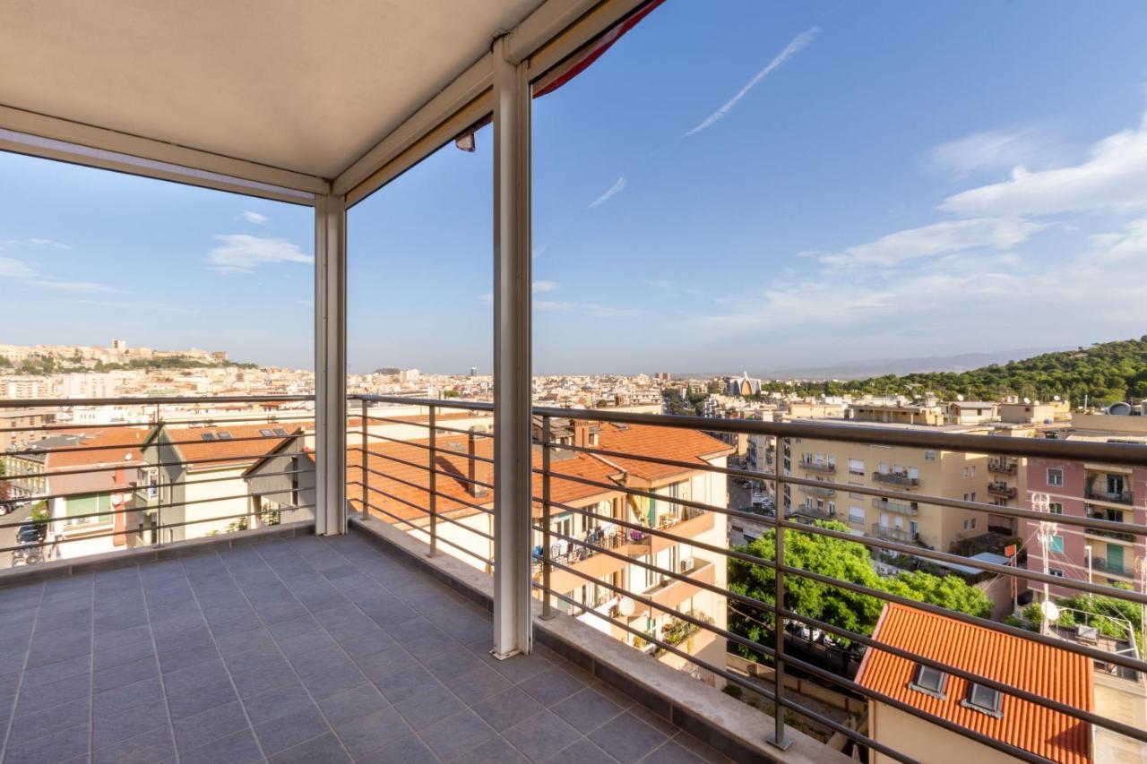 Terrazza61 - Appartamento Con Vista Spettacolare Sulla Citta Di Cagliari Esterno foto